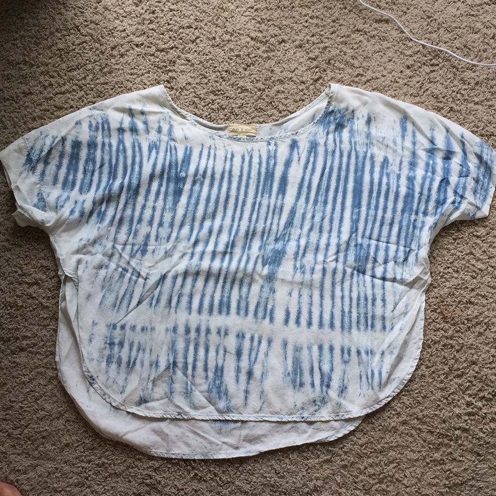 Blue and white patterned flowy shirt